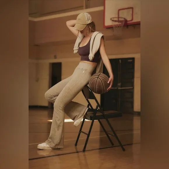 NEW! Free People Good Karma Flare Leg Leggings Mushroom! - Picture 5 of 7